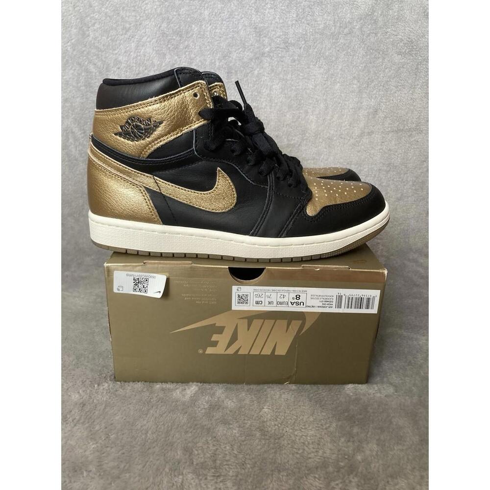 Air Jordan 1 Retro High OG Black Metallic Gold Sz Men 8.5 DZ5485 071